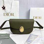 Medium Dior Médaillon Flap Bag Khaki Grained Calfskin - 23x16x6.5cm - 5
