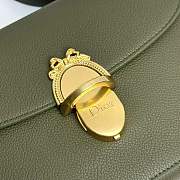 Medium Dior Médaillon Flap Bag Khaki Grained Calfskin - 23x16x6.5cm - 3