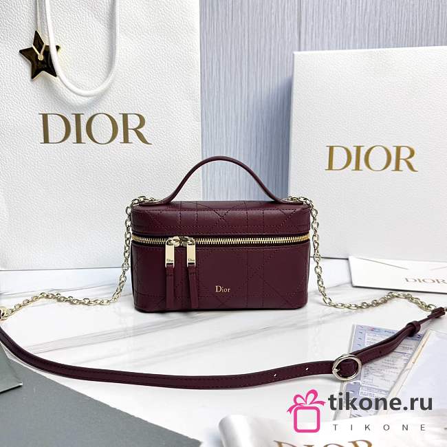 Dior Trianon Soft Vanity Mini Bag Hermitage Red Flat Macrocannage Lambskin - 19x11x5cm - 1