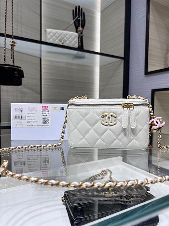 Chanel Small Vanity Case Lambskin Quilted With Chain White - 17x9.5x8cm