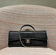 Chanel Clutch With Chain Lizard Embossed Calfskin & Gold-Tone Metal Black AP5280 - 25x9.5x5cm - 1