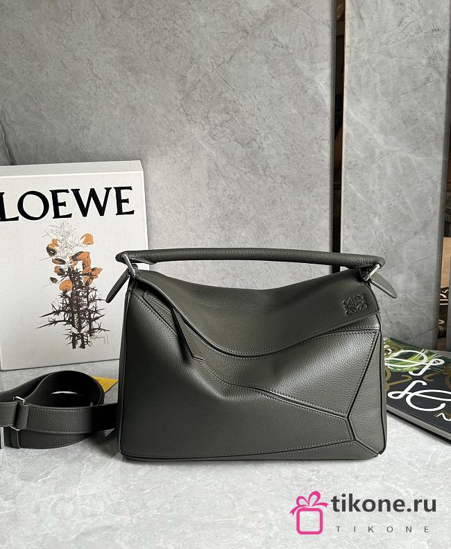 Loewe Large Puzzle Edge Bag In Supple Grained Calfskin Dark Khaki - 33x21.5x15cm - 1