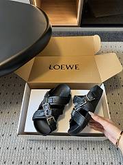 Loewe Type Fussbett Sandal in Vegetable-tanned Calfskin Black - 2