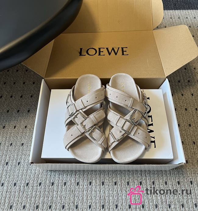 Loewe Type Fussbett Sandal in Suede Calfskin Hazelnut - 1