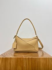 Loewe Medium Featherlight Puzzle Bag in Nappa Lambskin Silk Beige - 29x19.5x12cm - 1