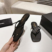 Chanel Thongs Lambskin Black G47319 - 5