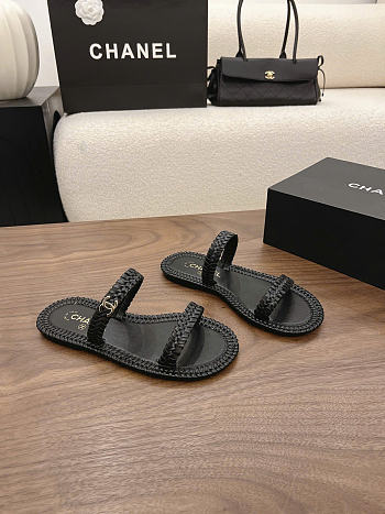 Chanel Mules Calfskin Black G47142