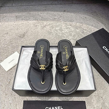 Chanel Thongs Lambskin Black G47103