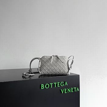 Bottega Veneta Grey Suede Embellished Concert Pouch - 18.5x11.5x8.5cm