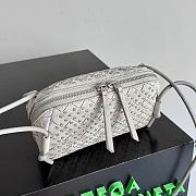 Bottega Veneta Grey Suede Embellished Concert Pouch - 18.5x11.5x8.5cm - 2