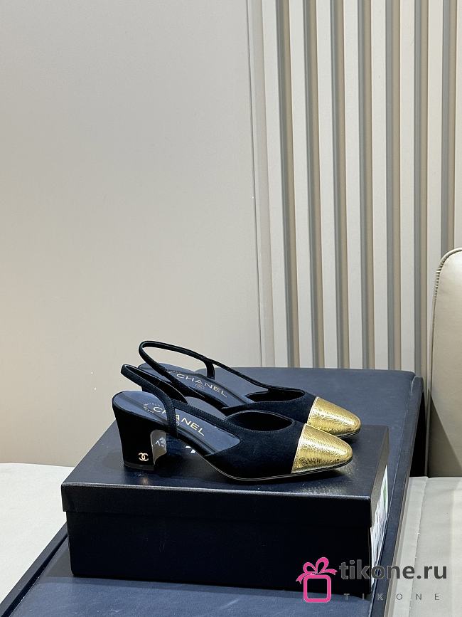 Chanel Slingbacks Suede & Crackled Laminated Calfskin Black & Gold 65mm - 1