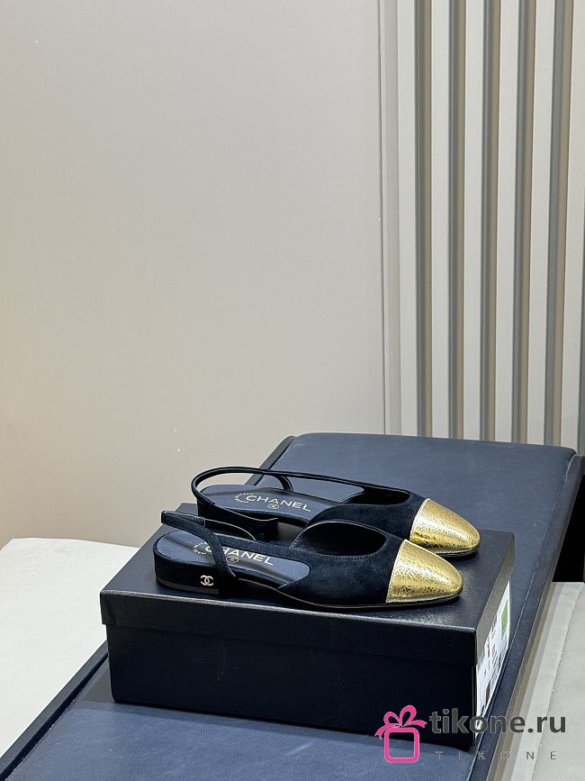 Chanel Slingbacks Suede & Crackled Laminated Calfskin Black & Gold 20mm - 1