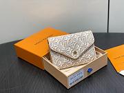 LV Victorine Wallet Monogram Emblème Peuplier M2A152 - 12x9.5x2.5cm - 1