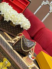 LV Multipass Mini Monogram Canvas M29099 - 17.5x18x9.5cm - 4