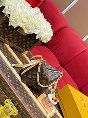 LV Multipass Mini Monogram Canvas M29099 - 17.5x18x9.5cm - 3