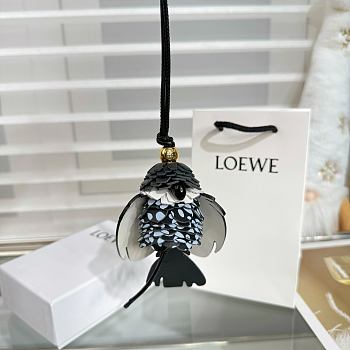 Loewe Parrot Charm In Classic Calfskin Gray
