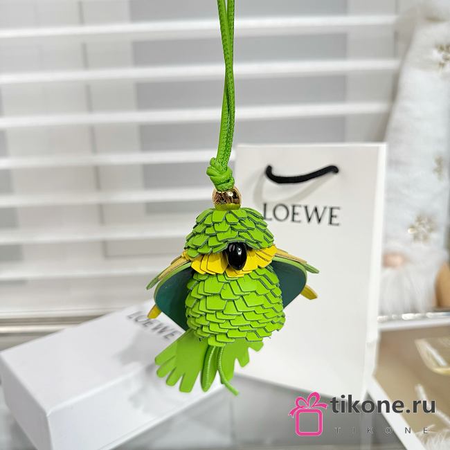 Loewe Parrot Charm In Classic Calfskin Green - 1