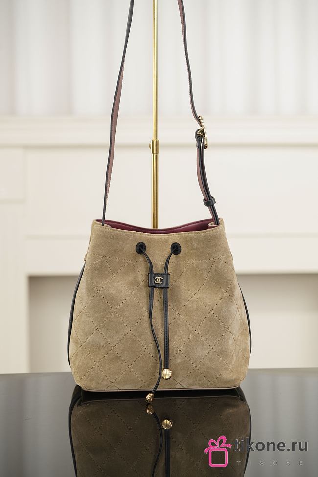 Chanel Bucket Bag Suede Calfskin, Calfskin & Gold-Tone Metal Dark Beige & Black AS6584 - 23x23x14.5cm - 1