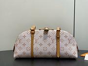 LV Squire East-West Monogram Dune M2A457 - 29x14x8cm - 1