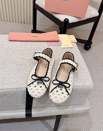 Miumiu Crochet Ballerinas Ivory/Black 5F648E