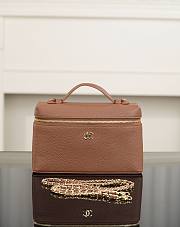 Chanel Large Vanity with Chain Grained Calfskin & Gold-Tone Metal Brown AP5347 - 23x15x5cm - 1