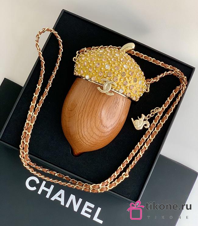 Chanel Acorn Minaudiere Wood, Strass & Gold-Tone Metal Brown & Golden AS6441 - 17x7x7cm - 1