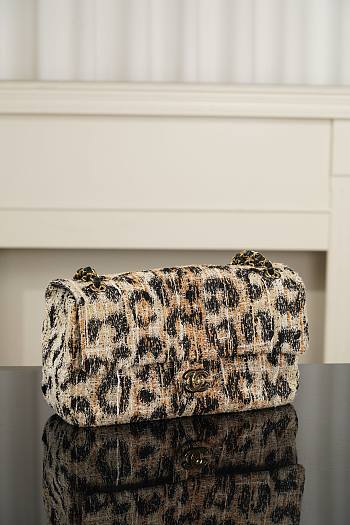 Chanel Maxi Flap Bag Tweed, Mixed Fibers & Gold-Tone Metal Brown, Black & White AS6234 - 38.5x26x11cm