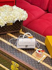 LV Nano Madeleine Monogram Empreinte Link Quartz M2A374 - 21x12.5x6cm - 3
