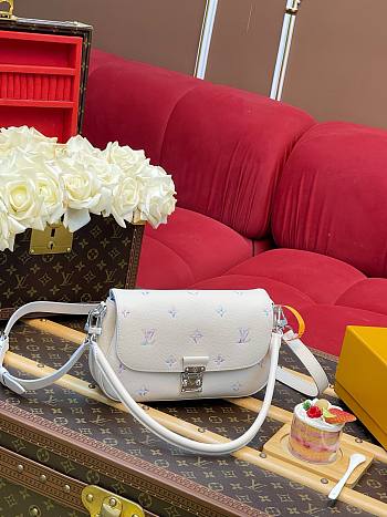 LV Pochette Métis Soft PM Monogram Empreinte Link Quartz M2A332 - 25x15x5cm