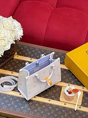 LV OnTheGo PM Monogram Empreinte Link Quartz M29976 - 25x19x11.5cm - 3
