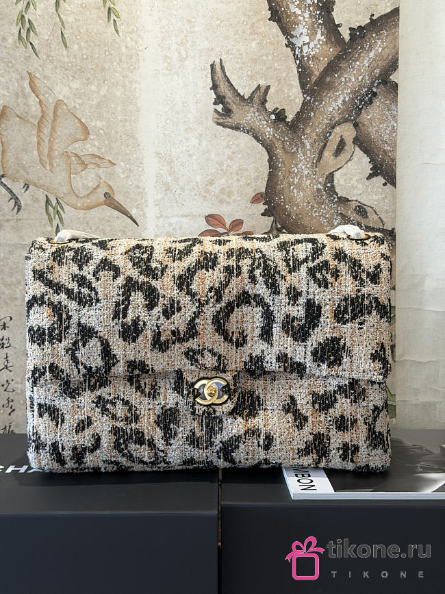 Chanel Maxi Flap Bag Tweed, Mixed Fibers & Gold-Tone Metal Brown, Black & White AS6234 - 38.5x26x11cm - 1