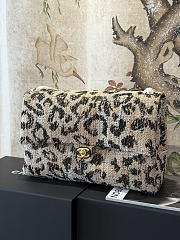 Chanel Maxi Flap Bag Tweed, Mixed Fibers & Gold-Tone Metal Brown, Black & White AS6234 - 38.5x26x11cm - 5