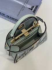 Fendi Peekaboo ISeeU Mini Sago Green Leather Bag with FF Interlacing - 20x11x15cm - 3