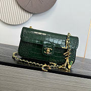 Chanel Flap Bag Crocodile Embossed Calfskin & Gold-Tone Metal Green - 22x12x4cm - 1