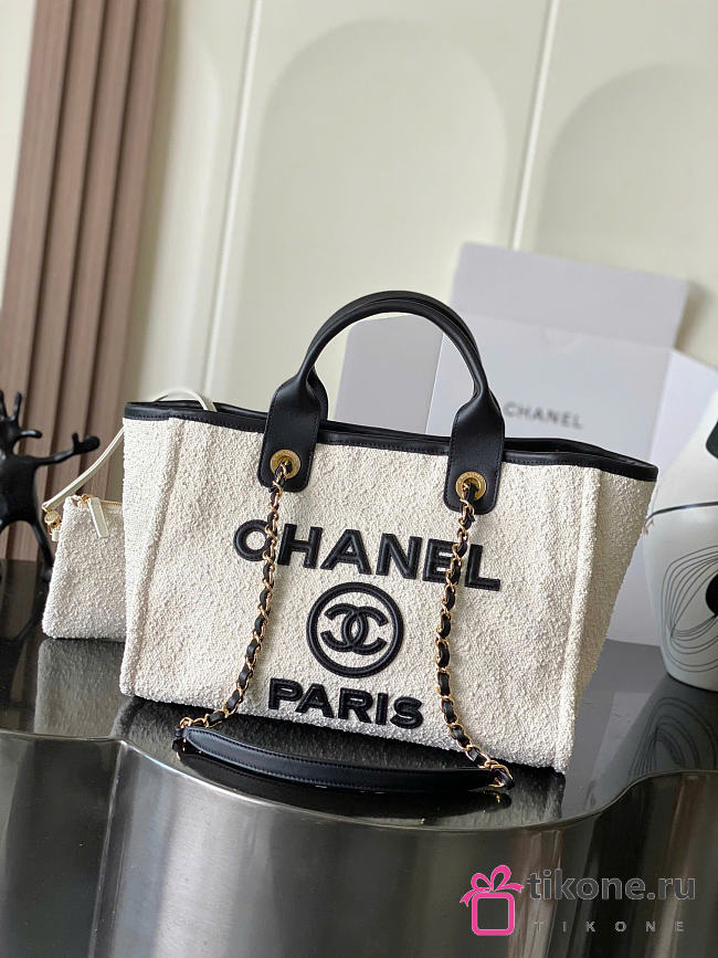 Chanel Shopping Bag Canvas, Calfskin & Gold-Tone Metal Ecru & Black AS3257 - 19.5x17x5cm - 1