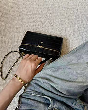 Chanel Vanity With Chain Crocodile Embossed Calfskin & Gold-Tone Metal Black - 19.5x17x5cm - 4