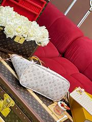 LV Neverfull Inside Out MM Monogram Dune M2A095 - 47x28x14cm - 4