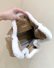 Chanel 25 Small Handbag Shearling Sheepskin & Gold-Tone Metal Beige AS5293 - 30x26x14cm - 6