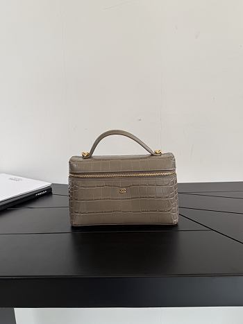 Chanel Vanity With Chain Crocodile Embossed Calfskin & Gold-Tone Metal Gray - 19.5x17x5cm