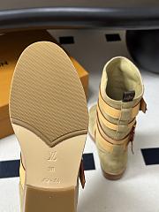 LV Amiral Flat Boot Suede Beige 1AK3QR - 4