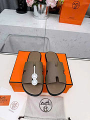 Hermes Izmir Sandal Epsom Calfskin Etoupe  - 6