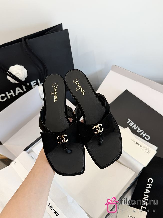 Chanel Thongs Lambskin Black 28028 - 1