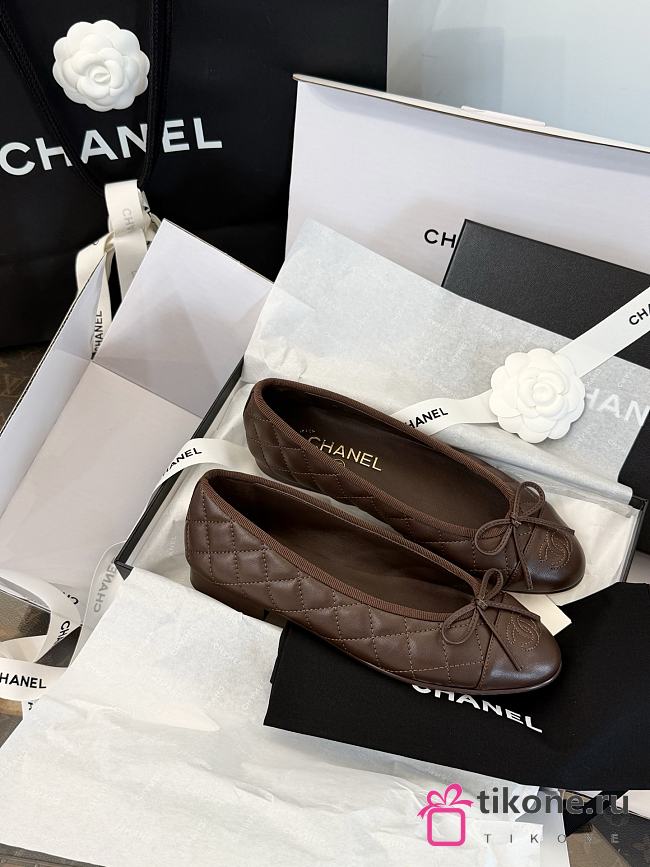 Chanel Ballet Flats Lambskin Brown G26250 - 1
