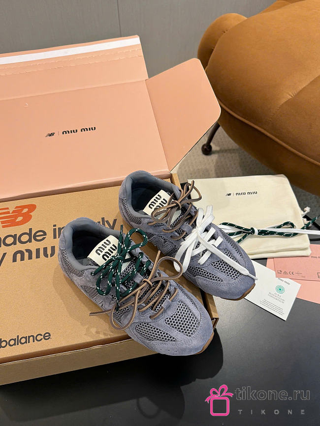 New Balance X Miumiu 530 SL Suede And Mesh Sneakers Periwinkle Blue 5E165E - 1