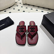 Chanel Thongs Lambskin & Patent Calfskin Burgundy & Black G47522 - 1