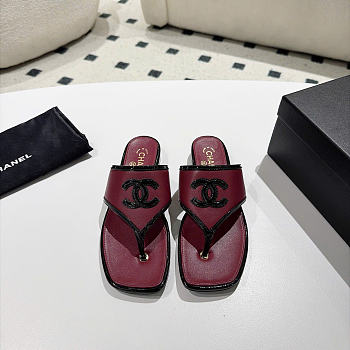Chanel Thongs Lambskin & Patent Calfskin Burgundy & Black G47522