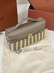 Loro Piana Extra Pocket L19 East West Wicker Rattan Greige - 19x12x7cm - 5