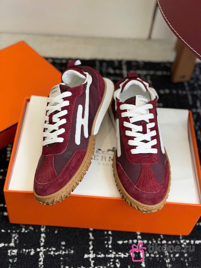Hermes Jet Sneaker Parachute Fabric and Suede Goatskin Rose Lie De Vin/Blanc - 1