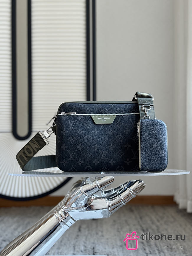 LV Trio Messenger Monogram Eclipse Coated Canvas M28628 - 25x18.5x7cm - 1