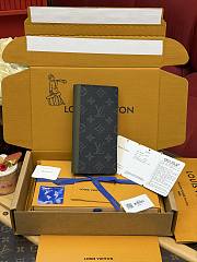 LV Brazza Wallet Monogram Eclipse Khaki Green M28815 - 19x10x2cm - 5